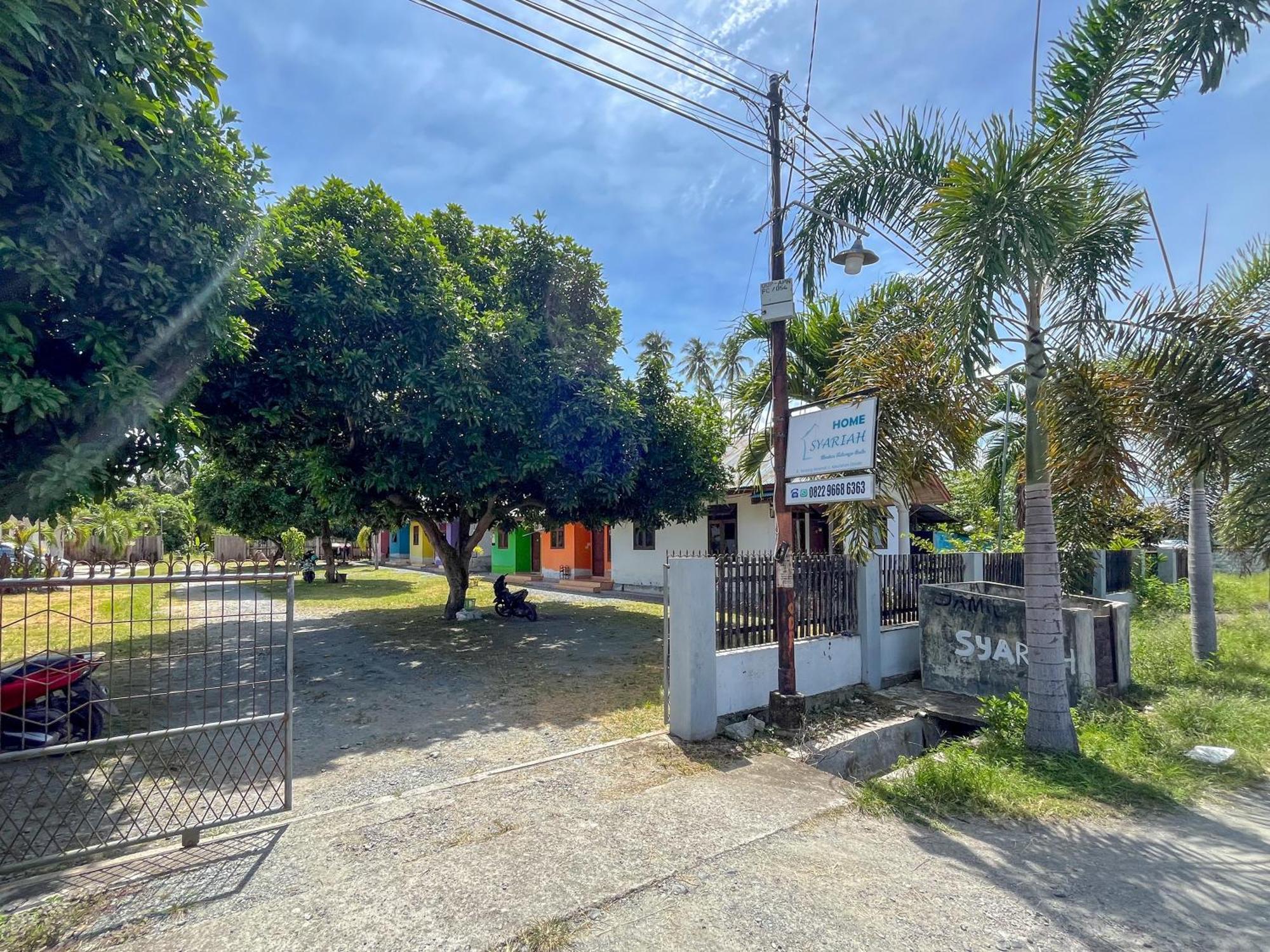 Reddoorz Syariah At Home Ampana Guest House Ampana Kota المظهر الخارجي الصورة